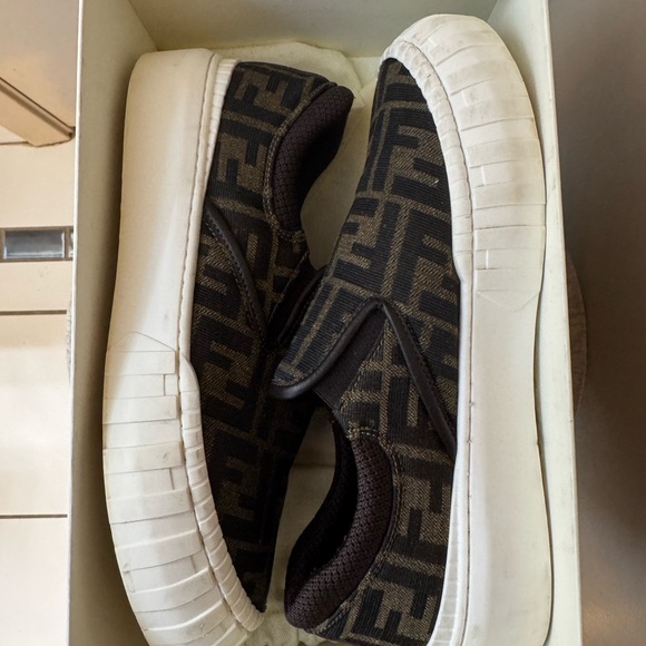 Fendi Slip-On Sneakers - Picture 4 of 4